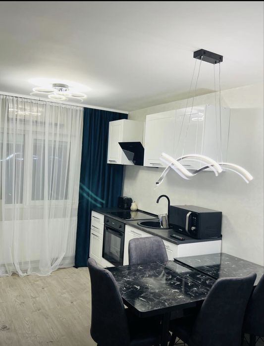 Inchirirez / chirie apartament 4 camere zona Lotus - Nufarul