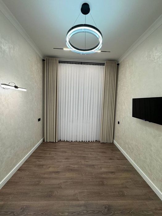 Keles mosti yonida Dubleks 5 hona 3 etaj / 4  130 kv  yangi uy