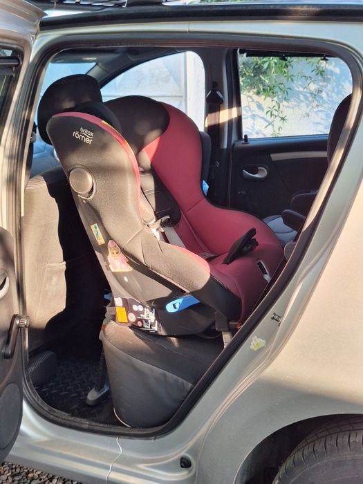 Scaun auto Rear-Facing Britax Römer Max-Way Plus (9-25 kg) - Testul Plus Suedez