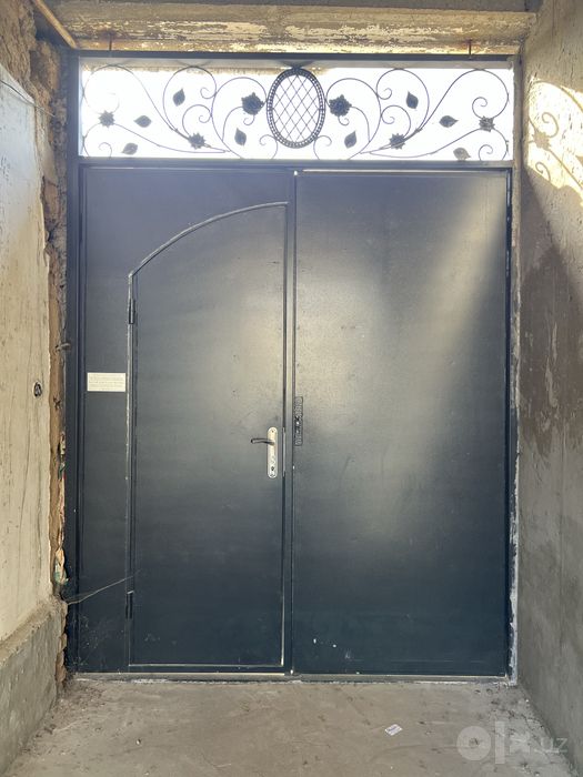 Darvoza sotiladi xolati ideal razmeri 2.30 ga 330