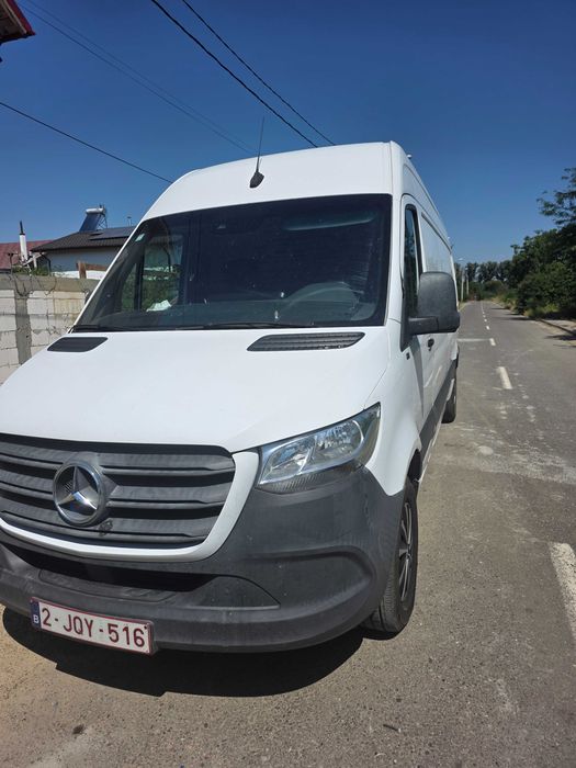 Autoutilitara mercedes sprinter