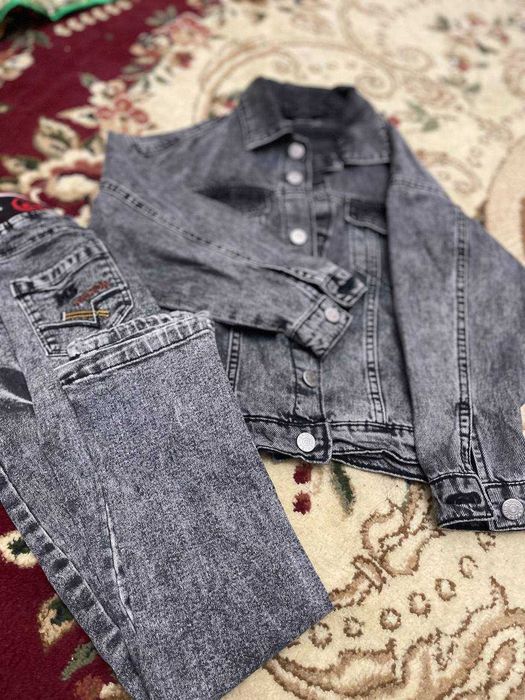 Bolalar kiyimi sotiladi