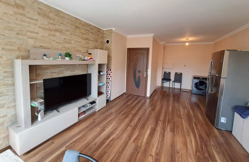 Дава се под наем Двустаен апартамент в София, Зона Б-19 - 60 кв.м за 99450 € - Снимка #3