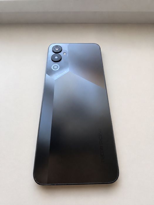 Продаю Tecno POVA 4 8/128 ГБ