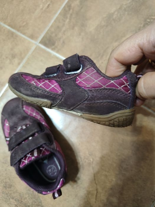 Кроссовки 22 размера