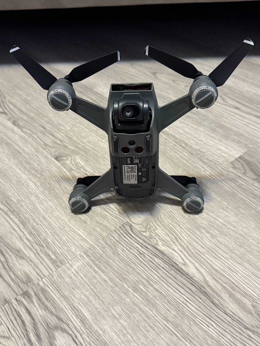 Vand Drona DJI Spark