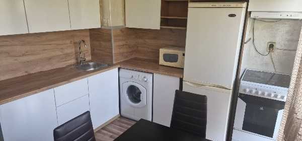 Продава се Тристаен апартамент в Пловдив, Младежки Хълм - 85 кв.м за 1977 €/кв.м - Снимка #2