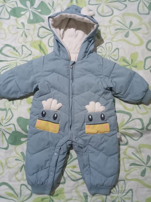 Зимний комбинизон для малышей