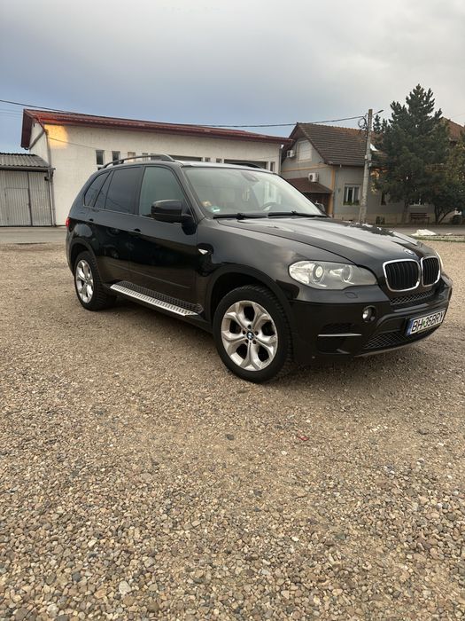 Vind bmw  x5 in stare  buna de functionare