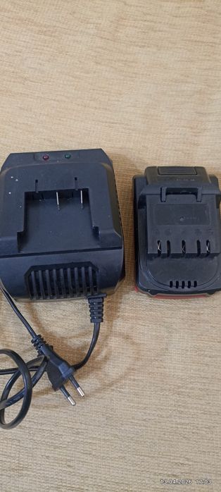 Батерия и зарядно