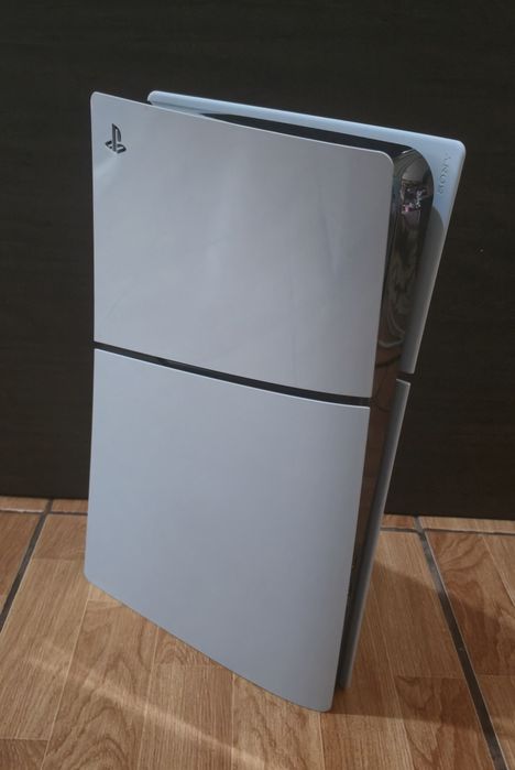 Playstation 5 PS5 Disc Edition CFI-2016 1TB D-Chassis cabluri si un controller