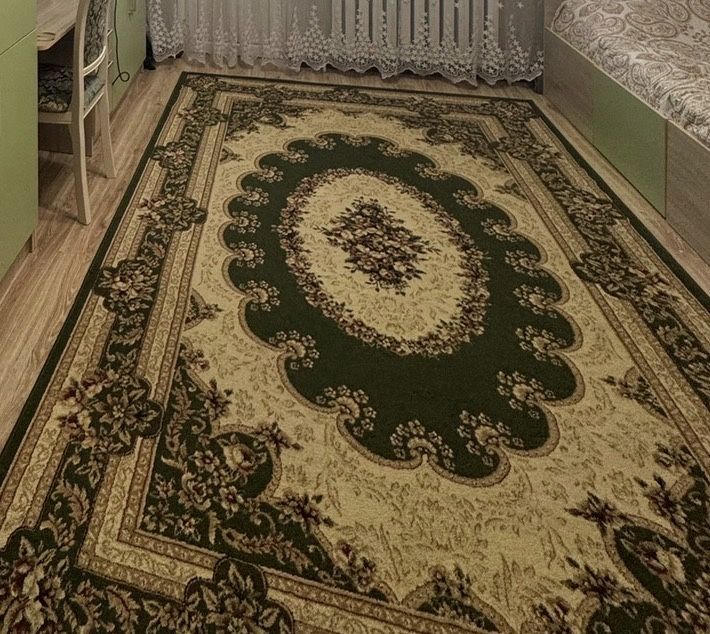 Продам ковер 2*3 в хорошем состоянии