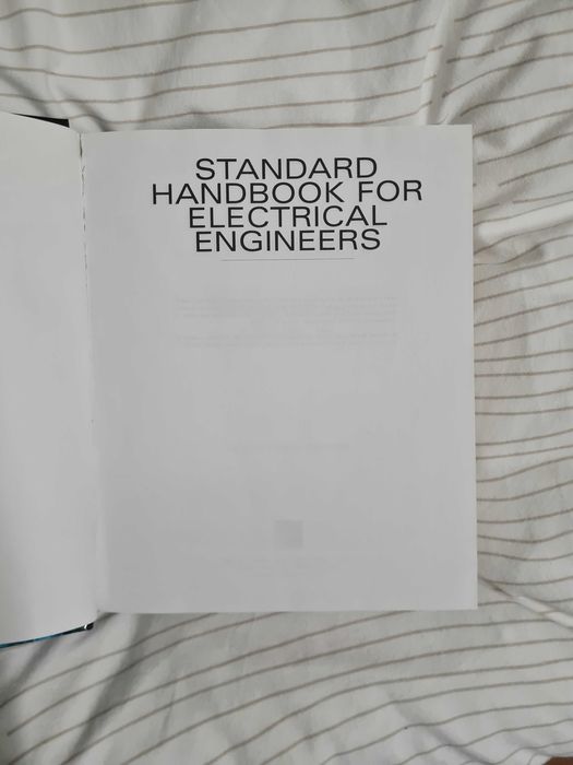 Standard handbook for electrical engineers.Pret. 650 Ron neg