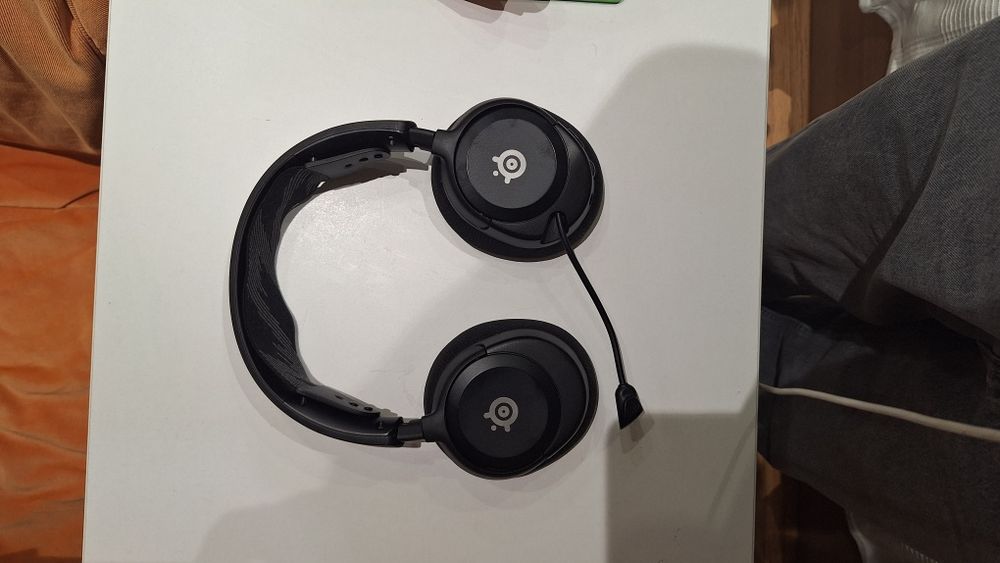 Steel series Arctic nova 1