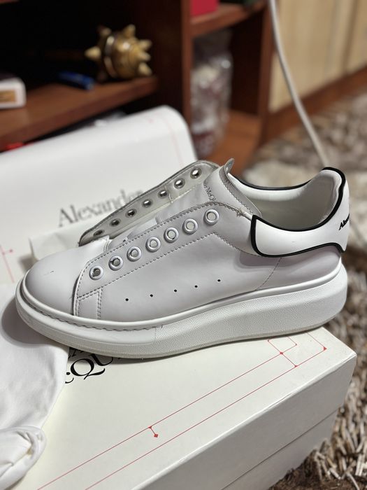 Alexander McQueen 42