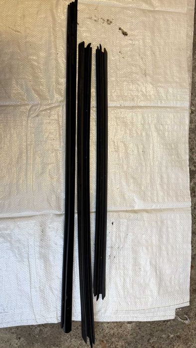 Ornamente Bord/Grile Vent./Perii Geam/Antena BMW E46/E90/X3 E83 FL/NFL