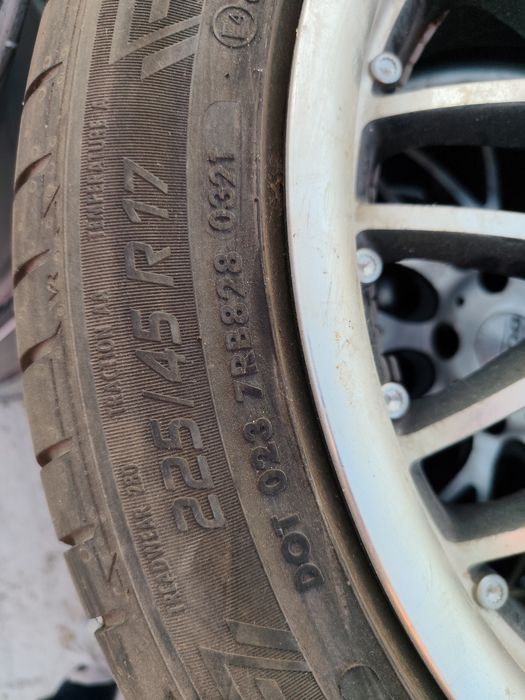 Veedestein 225/45R17