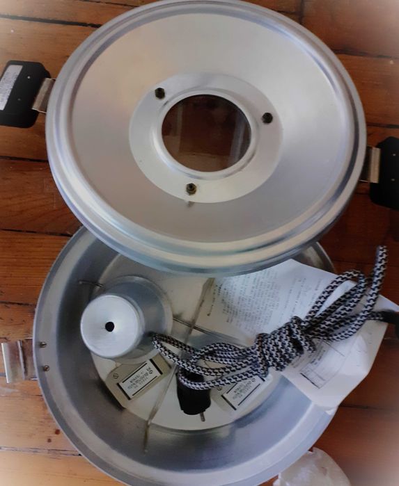 Електрическа тенжера,много добра.