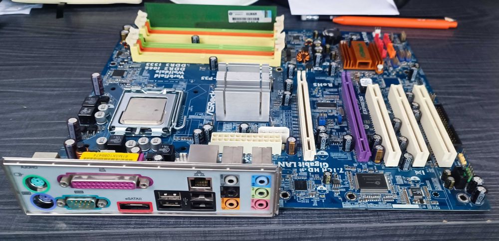 Kit placa de baza  Asrock 4Core1600Twins-P35