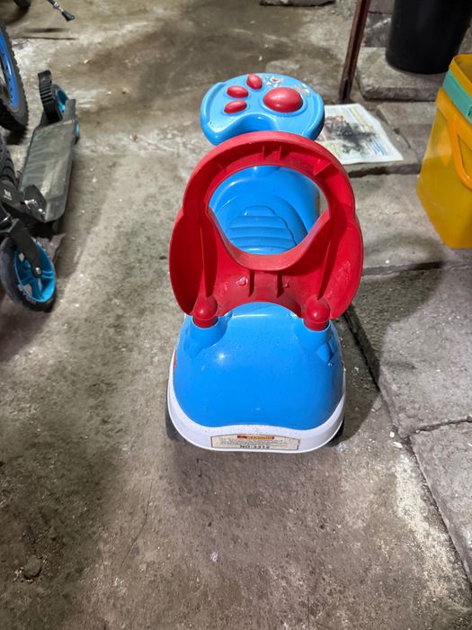 Детска кола за бутане ride-on