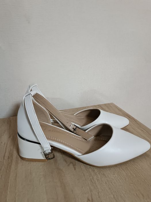 Продам платье и туфли