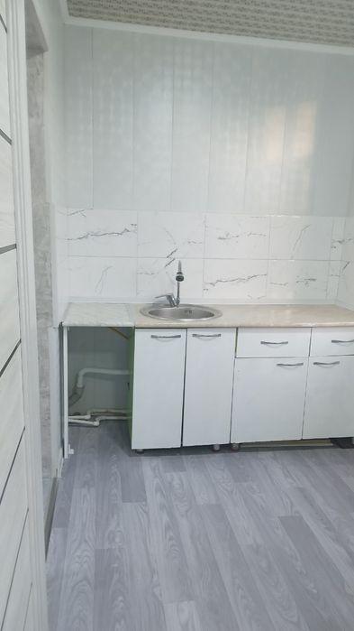 Чирчик Хокимят Амир Темур шох куча. 1-хонали. Банк оркали хам сотилади