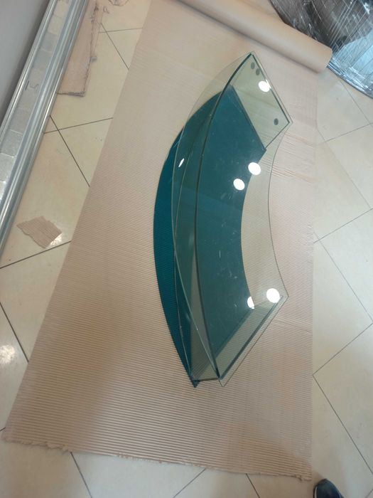 Витрина, щанд, каса, маса