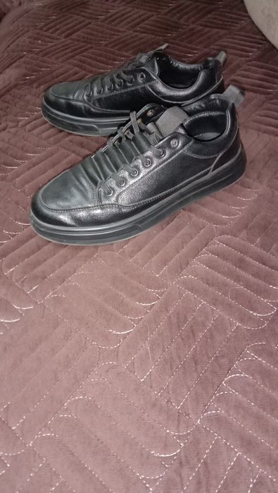 Мужские черные  туфли