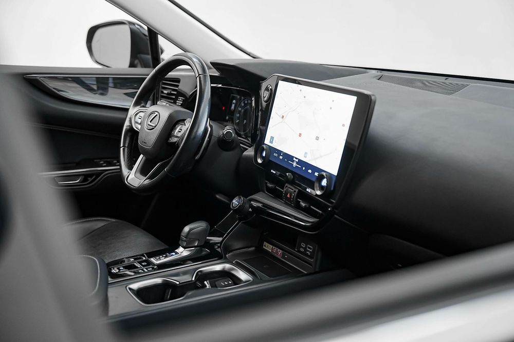 Lexus Seria NX 350h 2.5 Hybrid - Premium Line - 4x4 E-CVT - Garantie - RAR efectuat