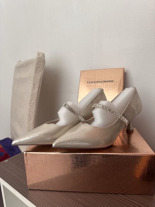 Продам кожаные туфли