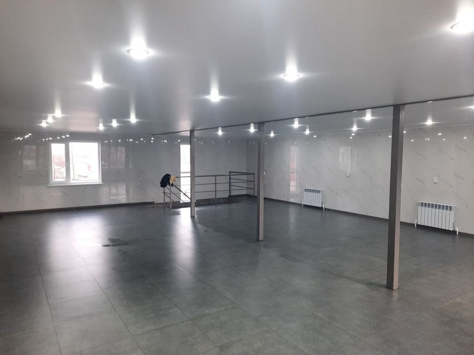 Продам двух этажное здание.