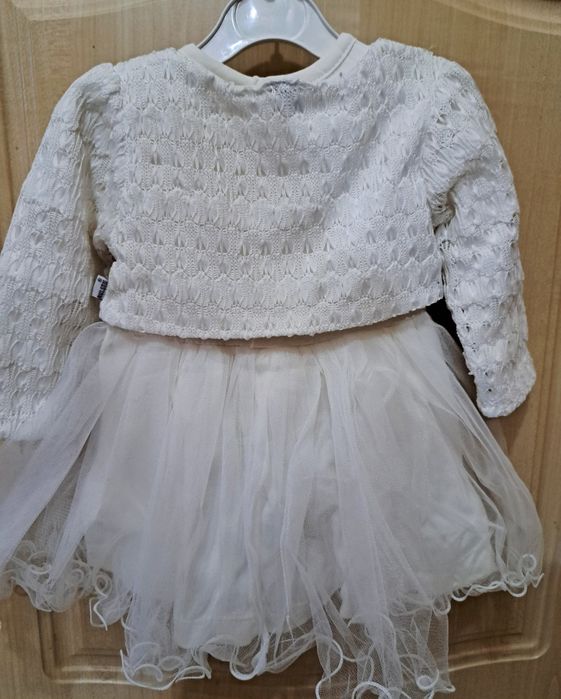 Rochiță nouă mar.74-80