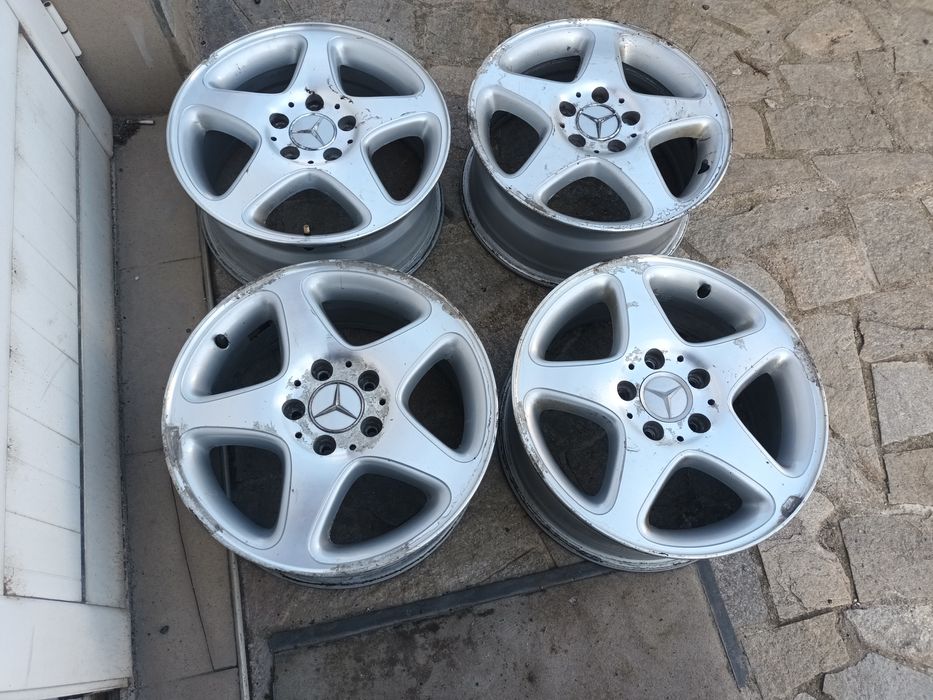 Mercedes  алуминиеви джанти 16 цолови