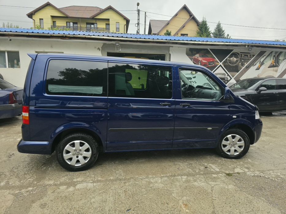 Volkswagen Transporter T5 5locuri 2006 2.5TDI  131CP Livrare