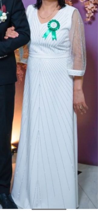 Платье белое