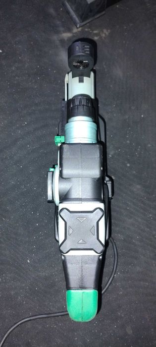 DH 28 PD HITACHI ciocan rotopercutor SDS- plus 3,5 J, cu aspirator praf detașabil