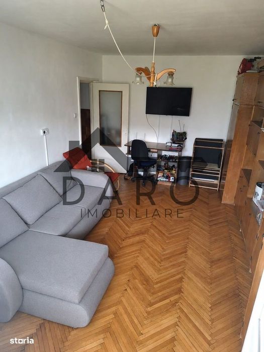 Oferim spre vanzare Apartament 2 camere în Tudor pret   87500 EUR