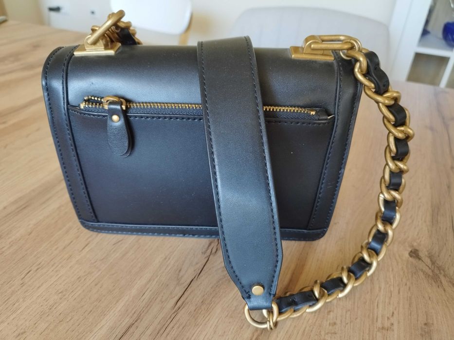 Дамска чанта Guess