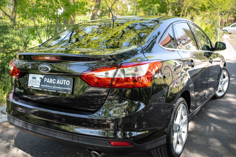Rate de la 130euro/Luna. Ford Focus Sedan 2.0TDCi 140cp E5 TITANIUM cu Garantie 3 Ani si KmReali Import Germania
