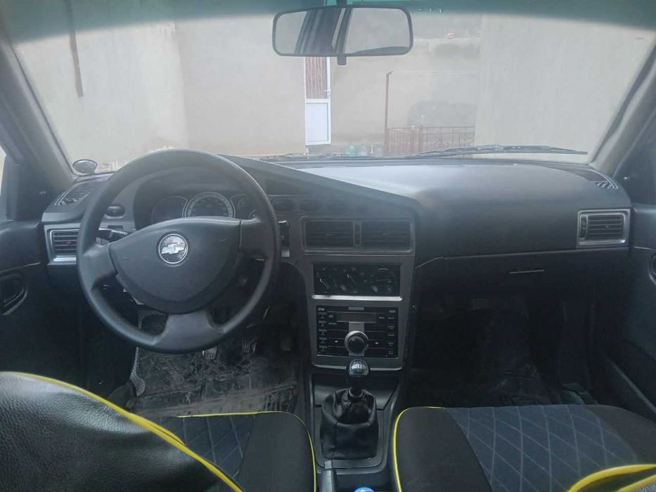 Нексия 2 сотилади