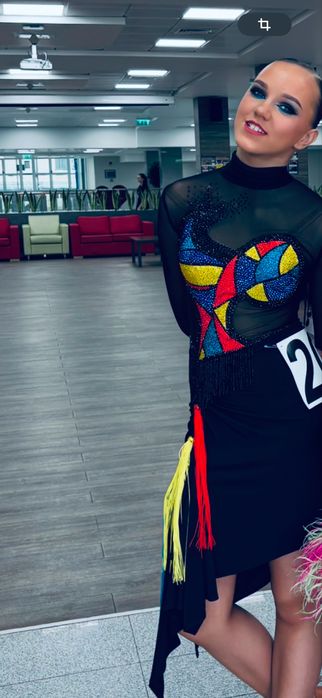 Продам платье латина