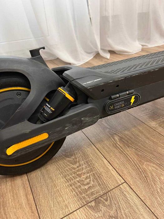 Ninebot KickScooter MAX G2