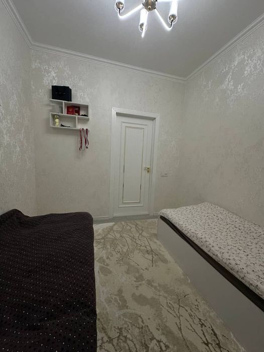 Продается 3 комнатная квартира ( студия)