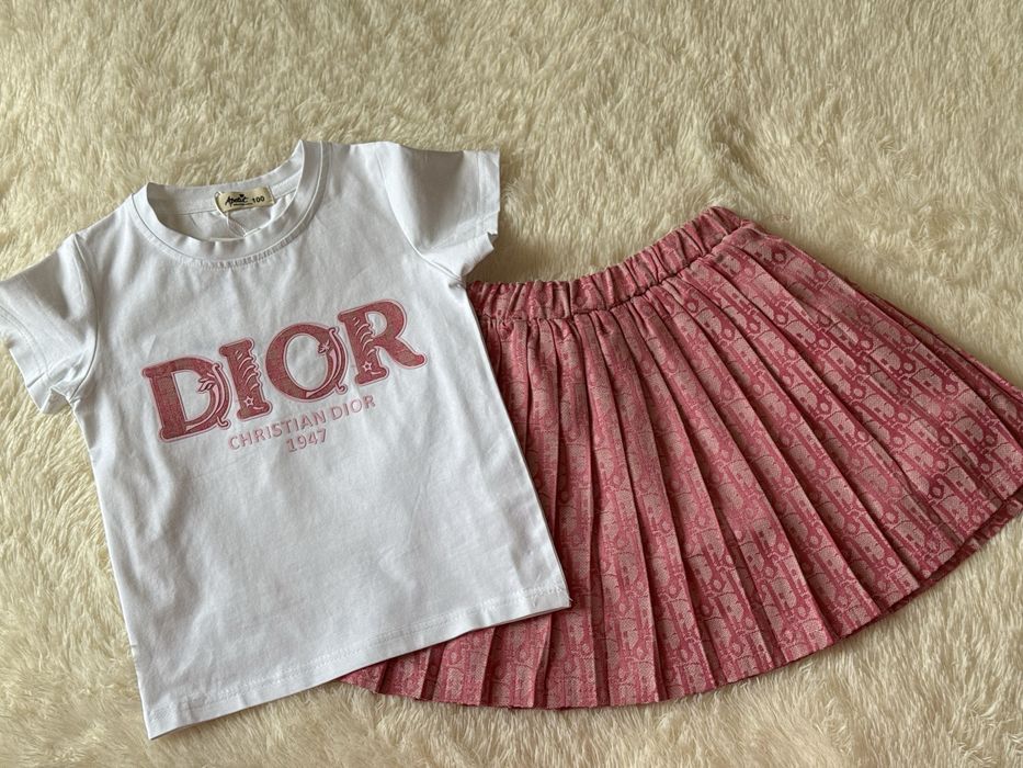 Детские новые одежды