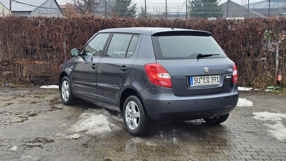 Skoda fabia facelift 2010benzina