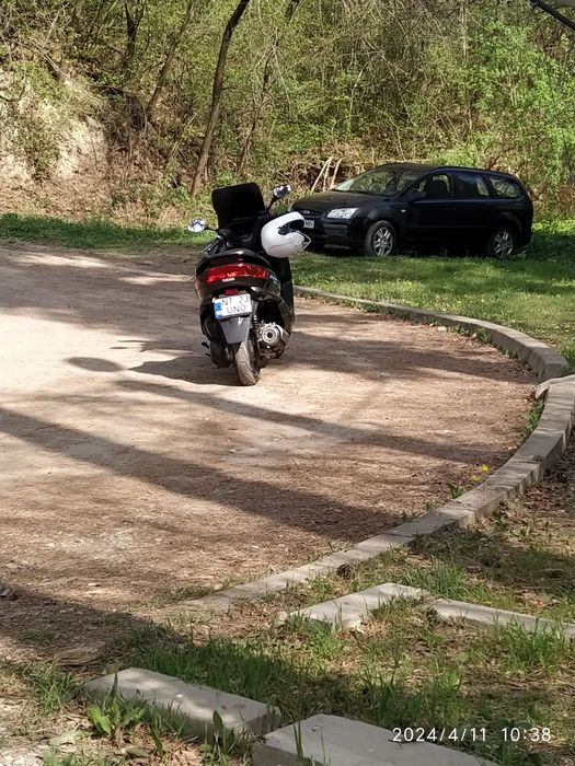 ScuterYamahaMajesty250
