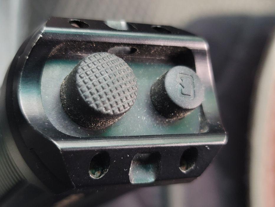 Fenix TK35 фонарь тактический