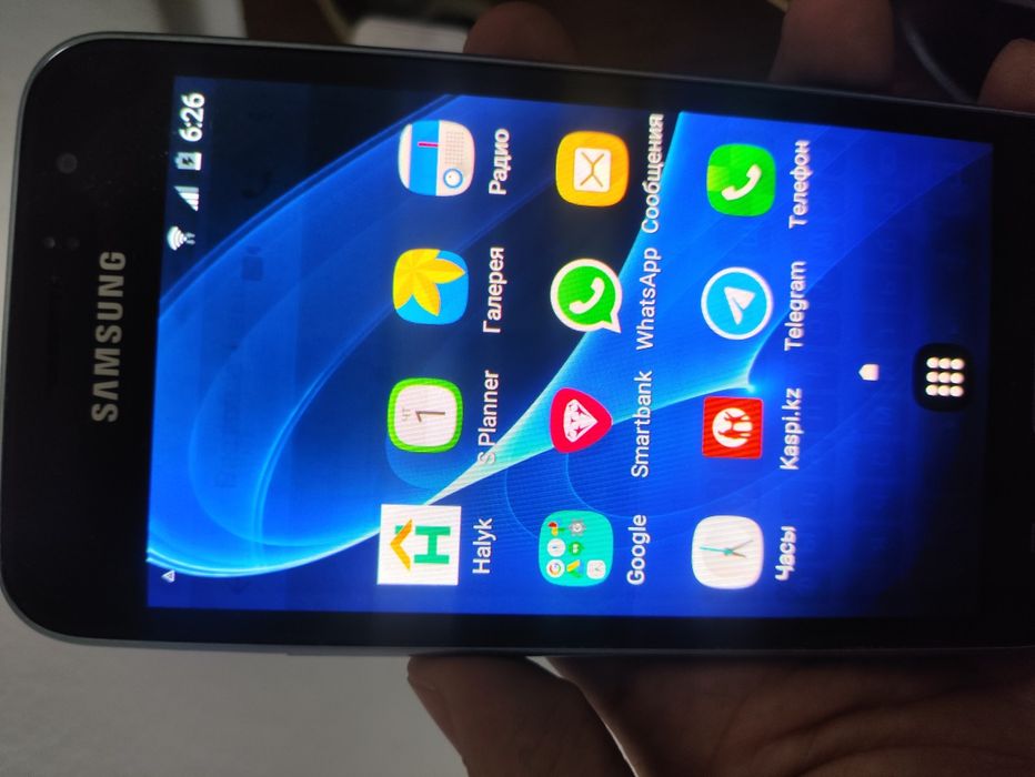 Samsung Galaxy J1 (2016)