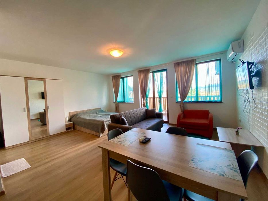 Просторно студио в жил.сграда в близост до Пирин Голф