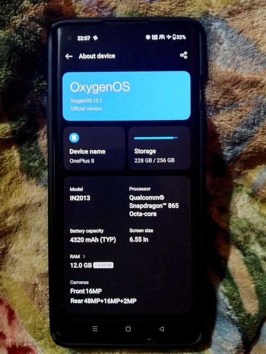 OnePlus 8 с забележки